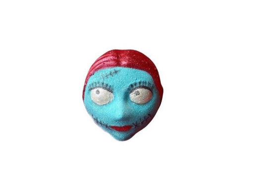 Sally Stitches Bath Bomb